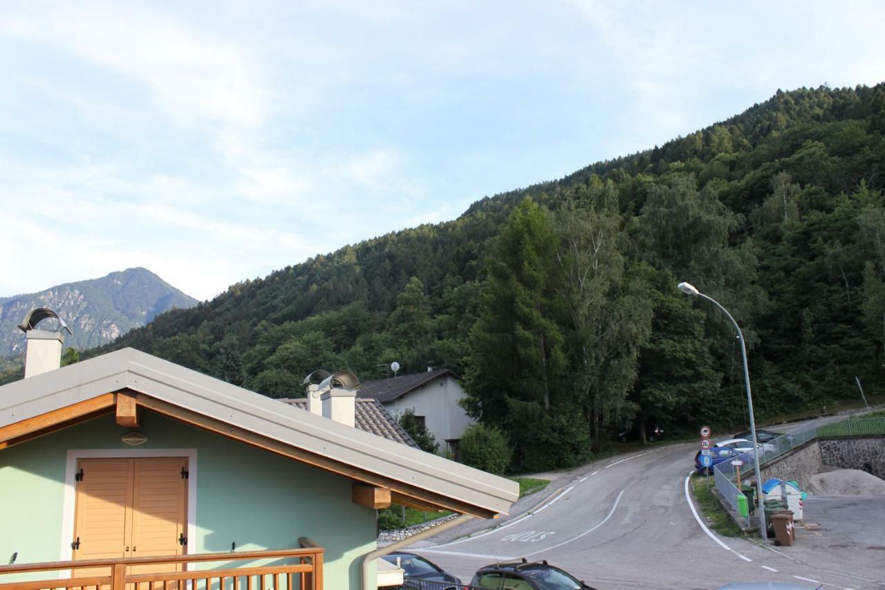 Appartement Mansarda Di Alex E Nataly à Calceranica al Lago Extérieur photo