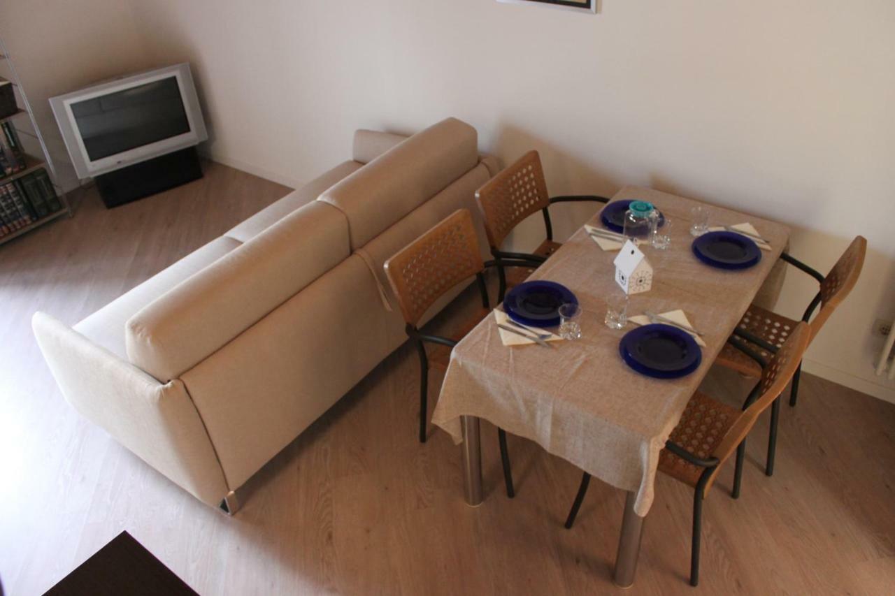 Appartement Mansarda Di Alex E Nataly à Calceranica al Lago Extérieur photo