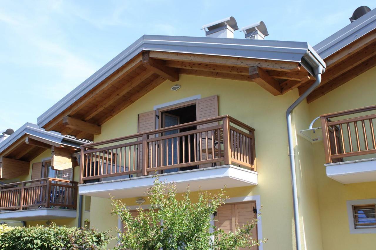 Appartement Mansarda Di Alex E Nataly à Calceranica al Lago Extérieur photo