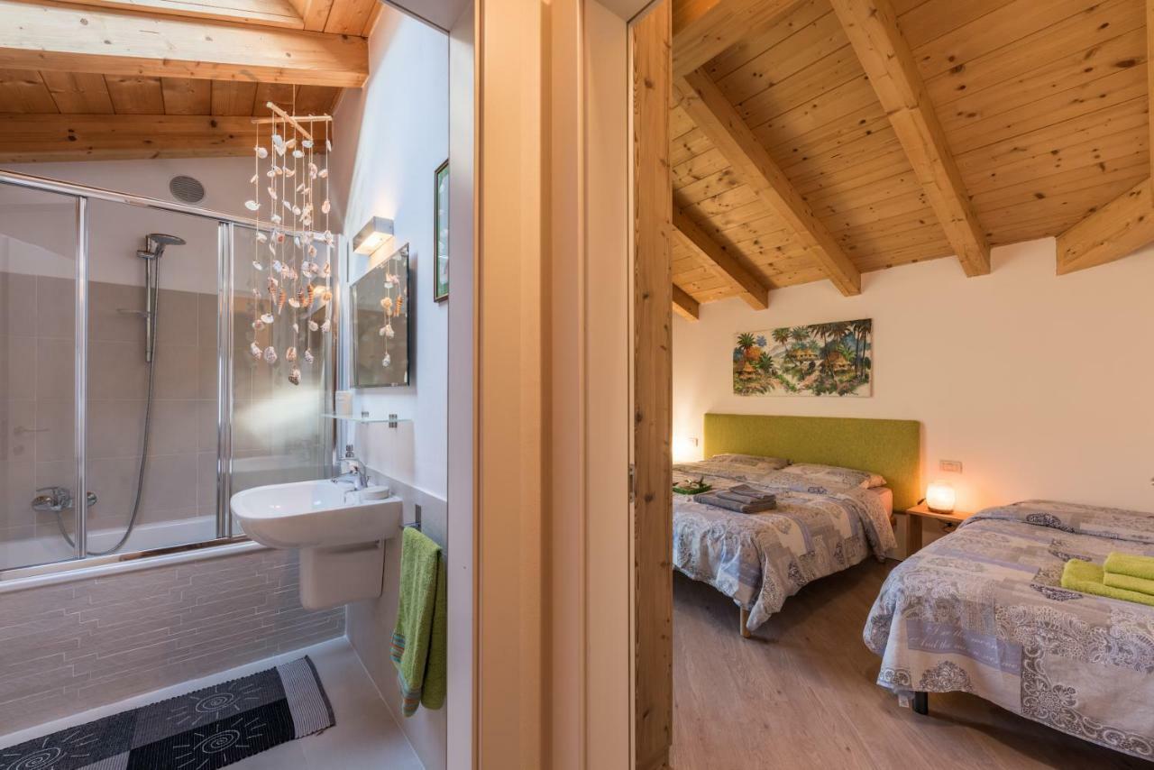 Appartement Mansarda Di Alex E Nataly à Calceranica al Lago Extérieur photo